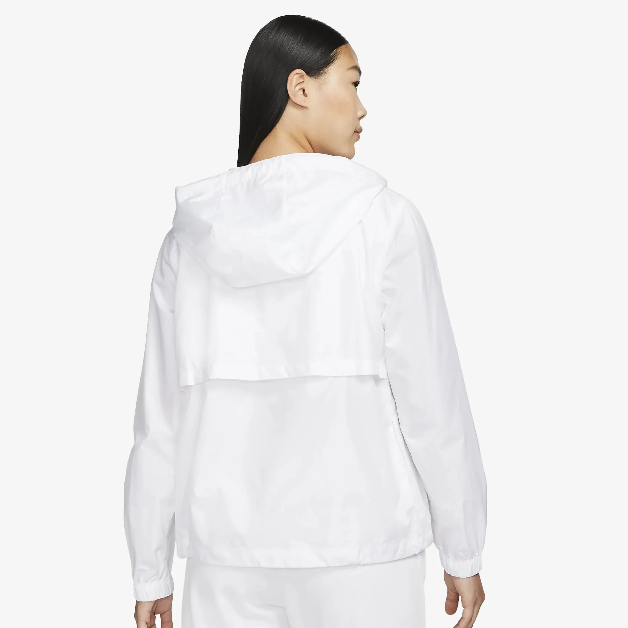 Nike | WMN'S SPORTSWEAR ESSENTIAL REPEL  { WHITE/BLACK