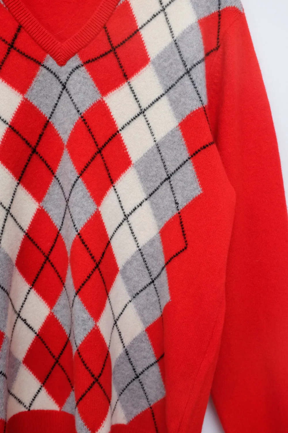 PURE WOOL ARGYLE RED VINTAGE V-KNIT